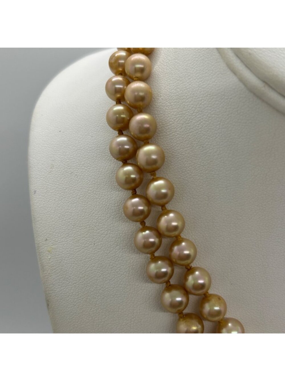 Vintage Marvella Double-Strand Glass Pearl Necklace With Ornate Gold-Tone Clasp - Picture 4 of 15